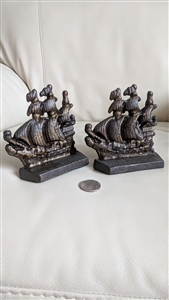 Cast iron Sailing Ships bookend with bronze color