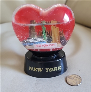 Snow globe with NY skyline and ferry vintage