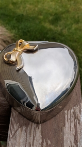 SANKYO metal heart shaped music box