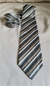 Geoffrey Beene elegant men silk tie