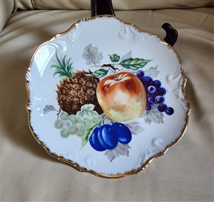 Dee Bee Co decorative fruit porcelain plate