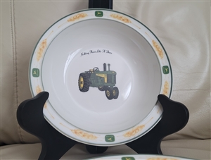 2002 Gibson 9 in serving bowl John Deere design