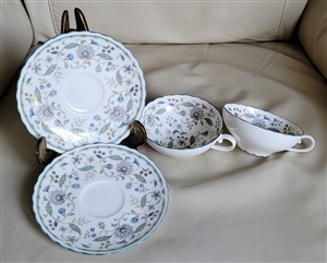 Noritake Caliph Palace teacups and saucers set