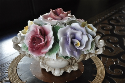 Capodimonte porcelain centerpiece