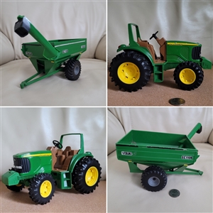 ERTL tractor grain cart farming John Deere diecast