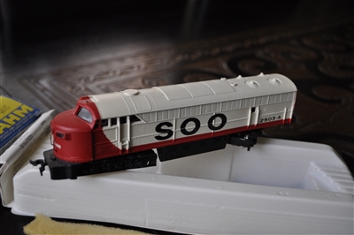 AHM HO scale diesel locomotive collectible toy