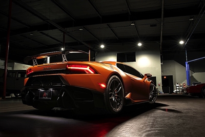 Vorsteiner Lamborghini Huracan Novara Edizione Aero Rear Bumper w/ Rear Diffuser Carbon Fiber PP 2x2 Glossy