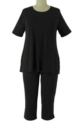 Short Sleeve Capri Set - black/white polka dots 2 - poly/spandex