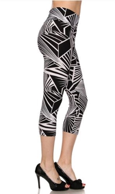 Capri leggings - black/tan geo - polyester/spandex