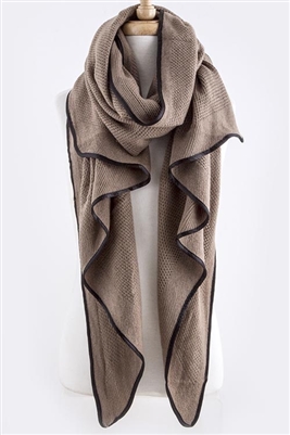 Diagonal cut knit scarf - pale brown