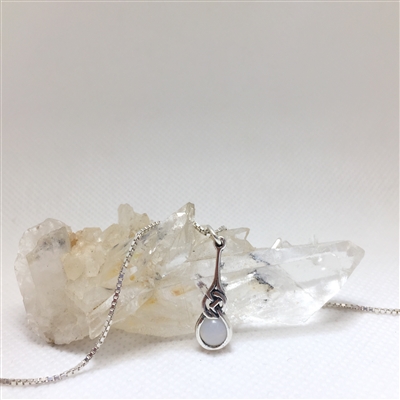 Elfin Teardrop Necklace