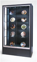 Display Case 48" x 22" x 81", 4 shelves, sliding doors<br>LED Bar in ceiling and with each shelf