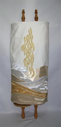 Torah Mantle