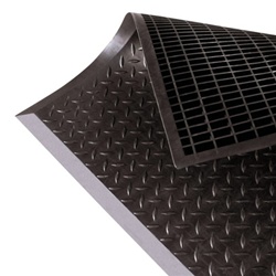 Diamond Top Interlock Mat