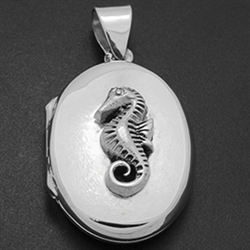 LPS1005 - Silver Oval Seahorse Locket