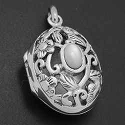 LPS1031 - Silver MOP Filigree Oval Locket