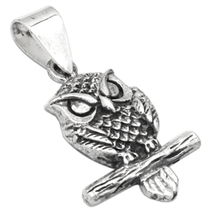 PHP1028 - Silver Owl Pendant 18mm