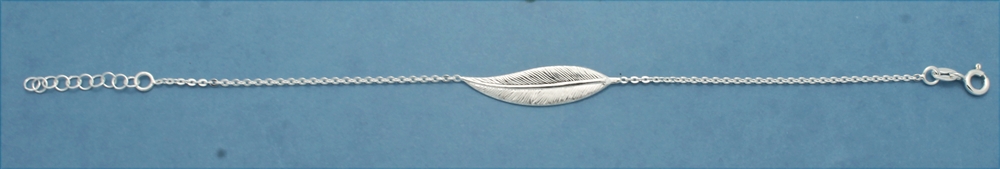 S113075B/8 Silver Charm Bracelet