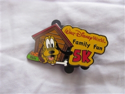 Disney Trading Pin 107333 WDW 2015 Family Fun Run 5K with Pluto - Logo