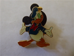 Monogram - Donald Duck, Standing Arms Out