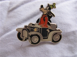 Disney Trading Pins 31894: WDW - Travel Company 2004 (Goofy in a Blue Car)