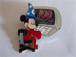Disney Trading Pin  Sorcerer mickey with computer
