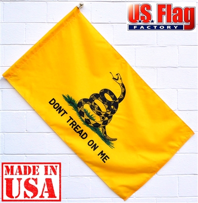 2.5x4 Gadsden Flag (Sleeved) Don't tread on me
