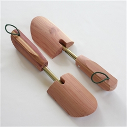 Ladies Cedar Shoe tree - Solid Toe - One-Size Shoe Tree