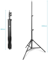 Fully adjustable 7 ft fully adjustable light stand with standard 5/8" and 1/4" tip