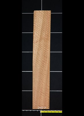 Eucalyptus QC Curly wood veneer