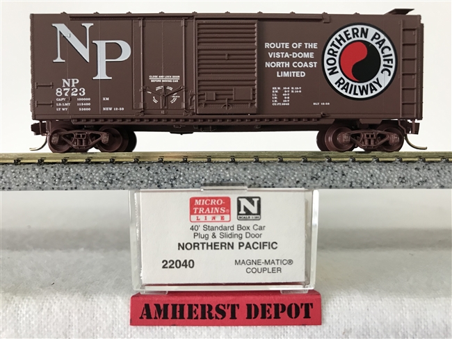 22040 Micro Trains Northern Pacific #8723 Box Car NP