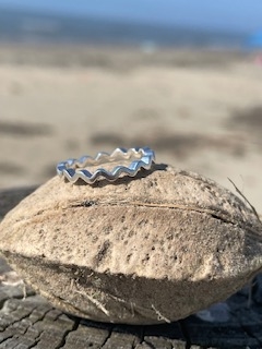 Wavy Ring