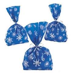 The Blue Snowflake Treat Bags are blue with white snowflakes and make the perfect gift for friends and family! They measure approximately 5 inches wide and 11.5 inches long. Contains 12 per package. *Does not include ties