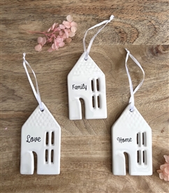 3asst Ceramic House Plaque Hangers 10cm