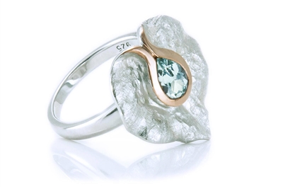 BLUE TOPAZ TEXTURED LILY RING