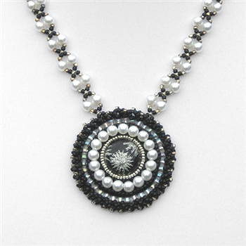 BEADING INSTRUCTIONS > Bead Embroidered Pendant