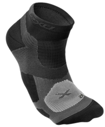 2XU Long Range VECTR Socks, Pair, MQ3524e