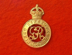 First Life Guards Cap Badge ( LG Metal Beret Badge )