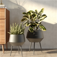 7913 - Huxley Mid Century Modern Planters - Black (Set of 2)