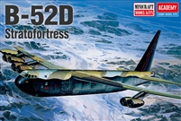 12632 1:144 B-52D Stratofortress