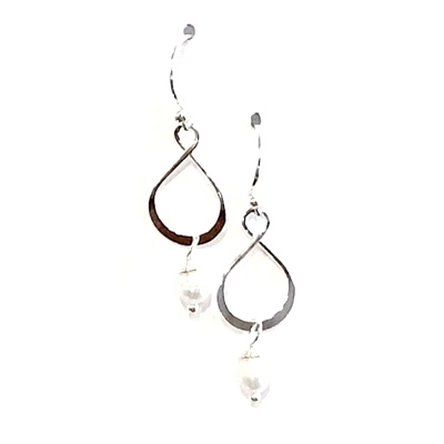 Sterling Silver Dangle Earrings- Freshwater Pearl