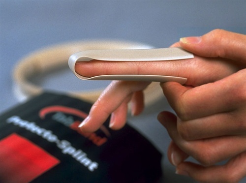 Plastic finger splint: Protecto Splint
