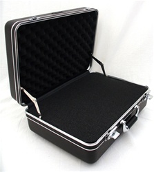 181307 HEAVY-DUTY POLYETHYLENE CASE