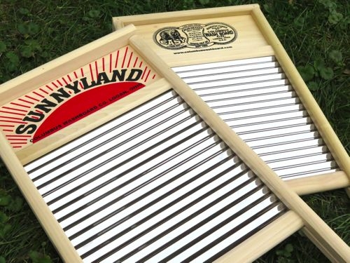 Sunnyland Wavy Stainless Steel Washboard, large family-size