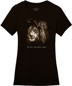 The Lion Of Judah Fights My Battles Women's T-Shirt in Black
