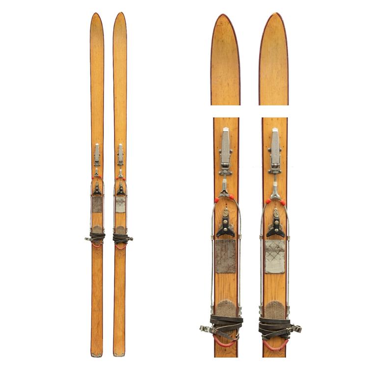 1950s Flattop Vintage Hickory Wood Vintage Racing Skis with Northland Cable Bindings