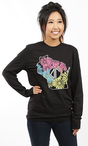 DELTA GAMMA WISCONSIN LONG SLEEVE TEE