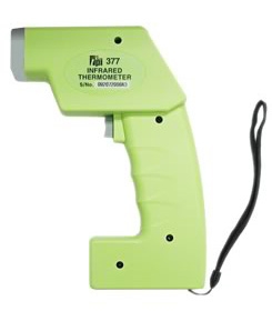 377 TPI Infrared Thermometer Adj. Emissivity Laser Sighting 11.5:1 Ratio 0 To 1,832 F Soft Pouch