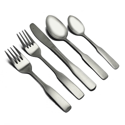 Colonial Country by Stanley Roberts, Stainless 5-PC Setting w/ Soup Spoon