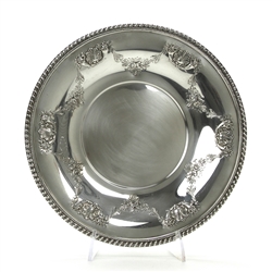 Round Tray by Frank M. Whiting Co., Sterling, Shell & Garland Design